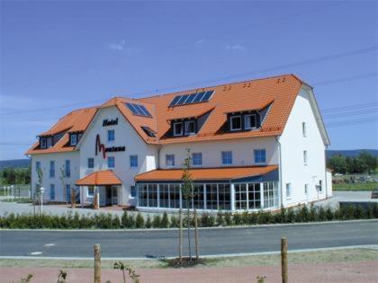 Hotel Montana Lauenau Bagian luar foto