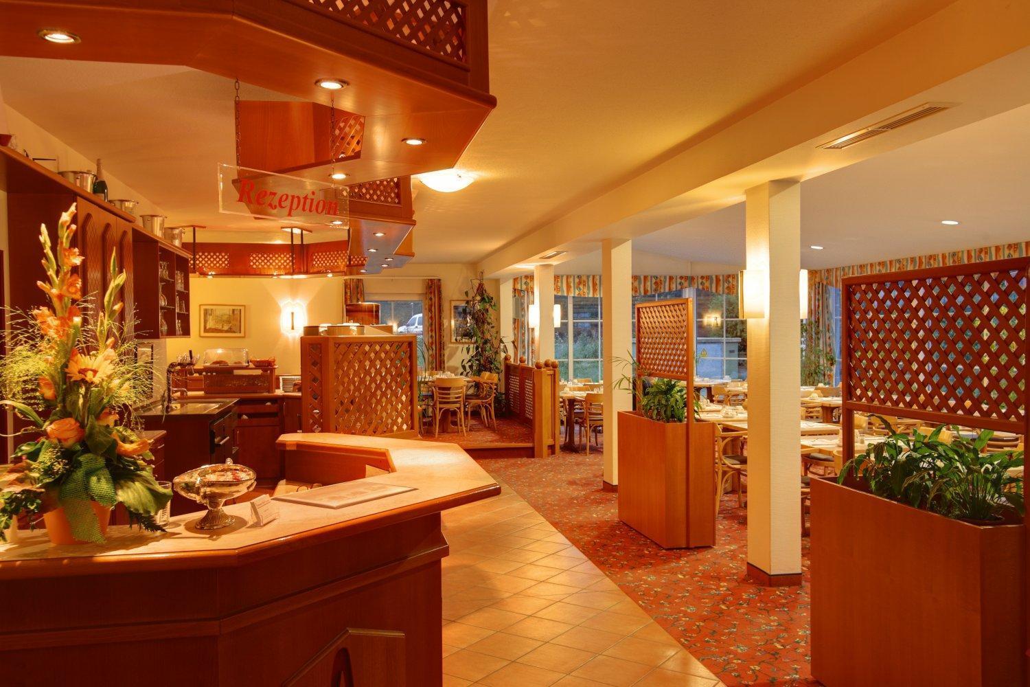 Hotel Montana Lauenau Bagian luar foto